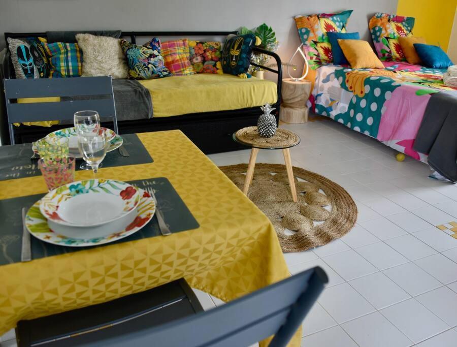 Joli Manga Soley Studio Dans Tres Belle Residence Saint-Francois  Εξωτερικό φωτογραφία