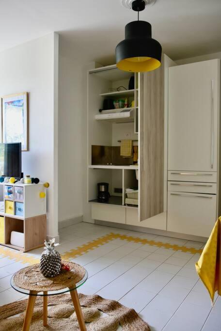 Joli Manga Soley Studio Dans Tres Belle Residence Saint-Francois  Εξωτερικό φωτογραφία